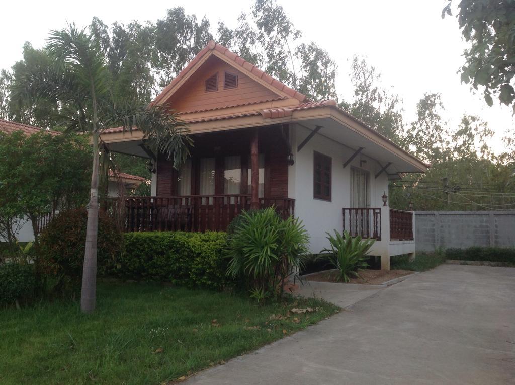 Song Khon Plaifah Resort Ubon חדר תמונה