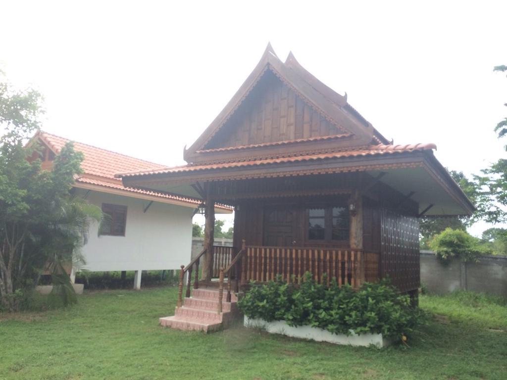 Song Khon Plaifah Resort Ubon מראה חיצוני תמונה