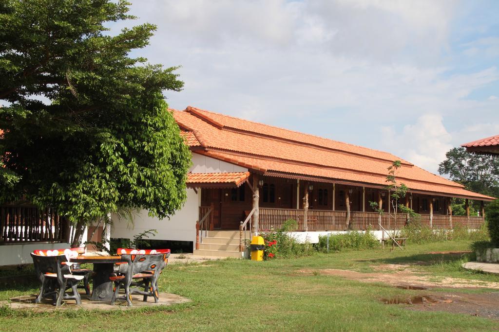 Song Khon Plaifah Resort Ubon מראה חיצוני תמונה